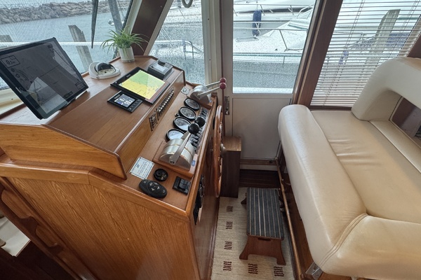 Charley 43ft Mainship Yacht For Sale