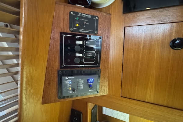 Charley 43ft Mainship Yacht For Sale