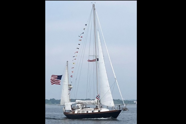 1980 Bristol 40 Yawl