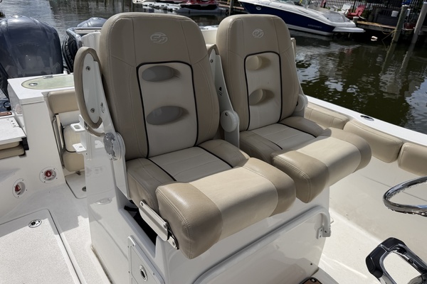 28ft Sea Fox Yacht For Sale