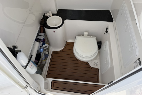 28ft Sea Fox Yacht For Sale