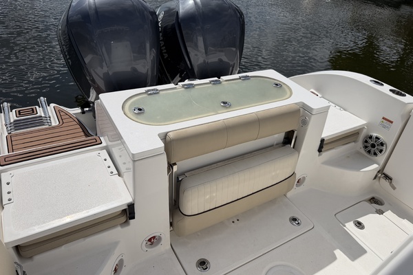 28ft Sea Fox Yacht For Sale