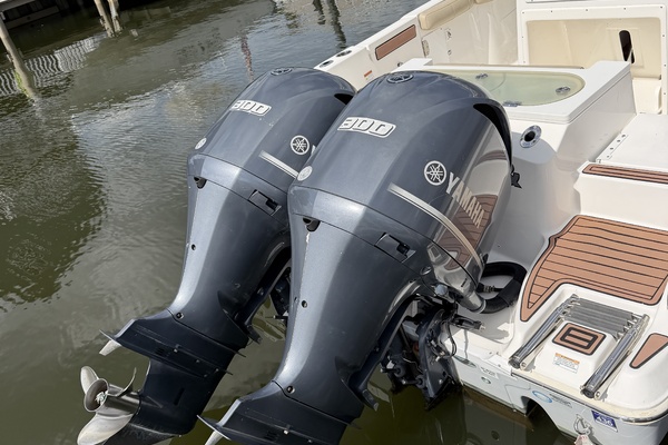 28ft Sea Fox Yacht For Sale
