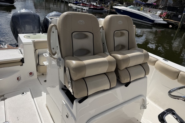 28ft Sea Fox Yacht For Sale