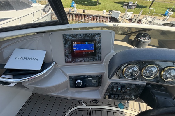 OUR HAVEN 39ft Carver Yacht For Sale