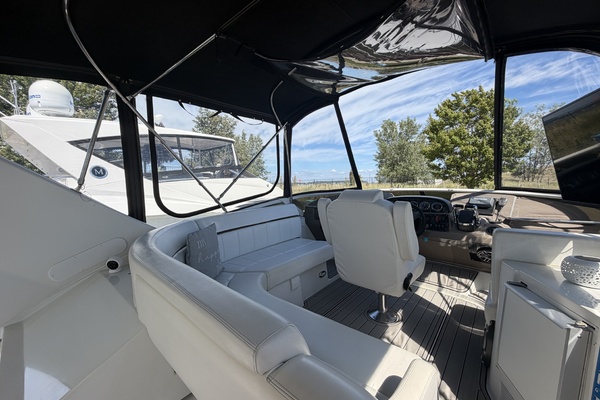 OUR HAVEN 39ft Carver Yacht For Sale