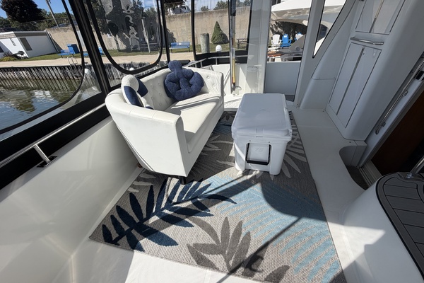 OUR HAVEN 39ft Carver Yacht For Sale