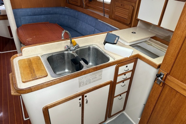 34ft Catalina Yacht For Sale