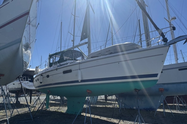 42-ft-Hunter-1999-420- Anacortes Washington United States  yacht for sale