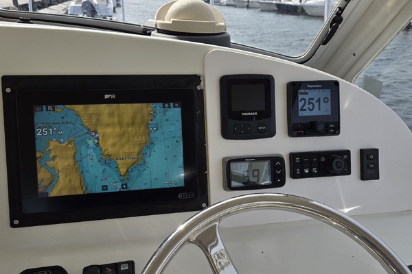 TRUE LOVE 29ft MJM Yacht For Sale