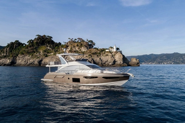 60-ft-Azimut-2024-FLY 60- Naples Florida United States  yacht for sale