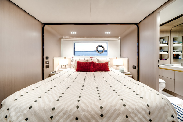60ft Azimut Yacht For Sale