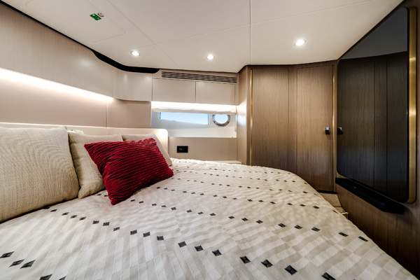 60ft Azimut Yacht For Sale