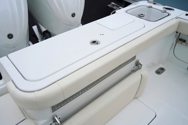 27ft Sea Hunt Yacht For Sale
