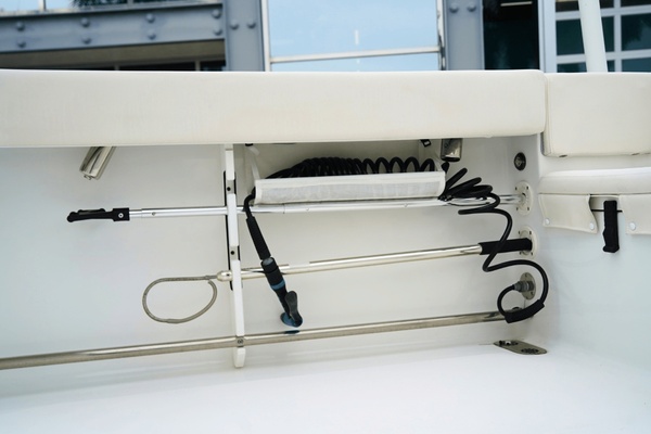 27ft Sea Hunt Yacht For Sale