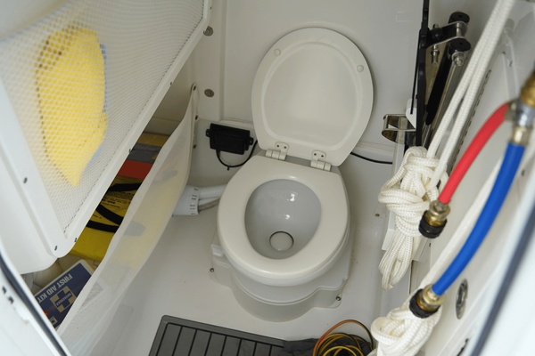 27ft Sea Hunt Yacht For Sale