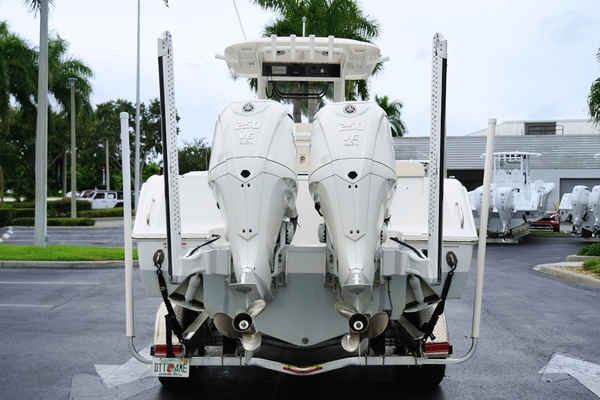 27ft Sea Hunt Yacht For Sale