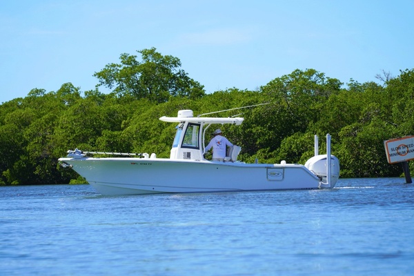 27ft Sea Hunt Yacht For Sale