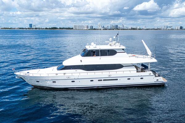 Electrified 82ft Motor Yacht Yacht For Sale