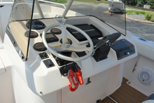 32ft Intrepid Yacht For Sale