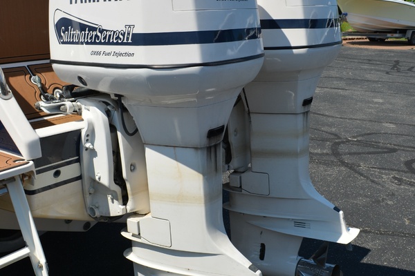 32ft Intrepid Yacht For Sale