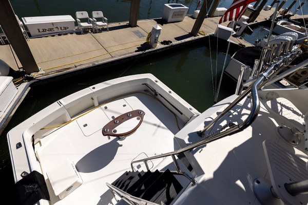 LINE UP 43ft Hatteras Yacht For Sale
