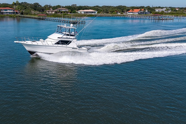 LINE UP 43ft Hatteras Yacht For Sale