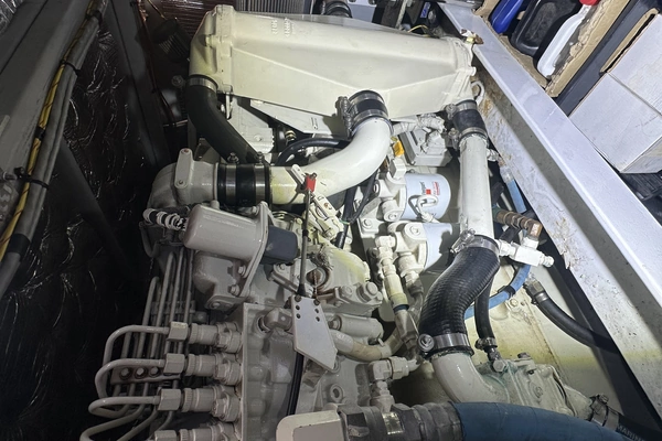 Silverton 43 Motor Yacht Yacht For Sale