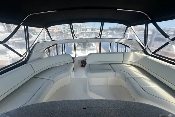 Silverton 43 Motor Yacht Yacht For Sale