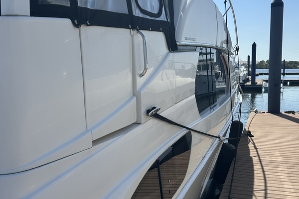 Anchors Oy Vay 43ft Silverton Yacht For Sale