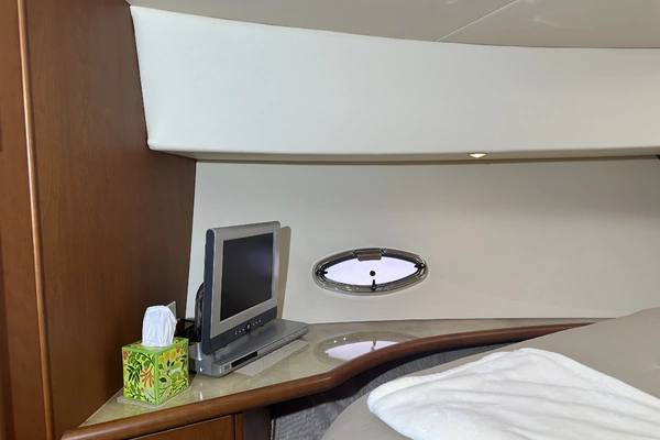 Silverton 43 Motor Yacht Yacht For Sale