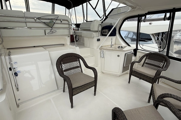 Silverton 43 Motor Yacht Yacht For Sale