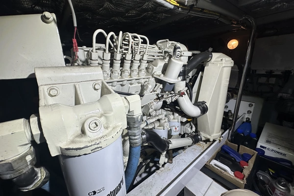Silverton 43 Motor Yacht Yacht For Sale