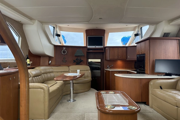 Silverton 43 Motor Yacht Yacht For Sale