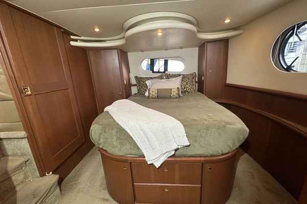 Silverton 43 Motor Yacht Yacht For Sale
