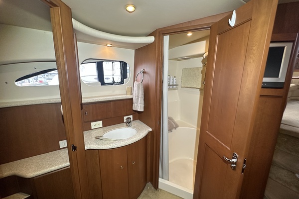 Anchors Oy Vay 43ft Silverton Yacht For Sale