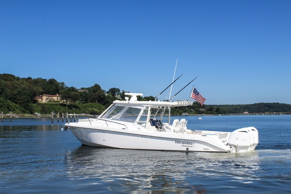 BUTCHIE 35ft Everglades Yacht For Sale