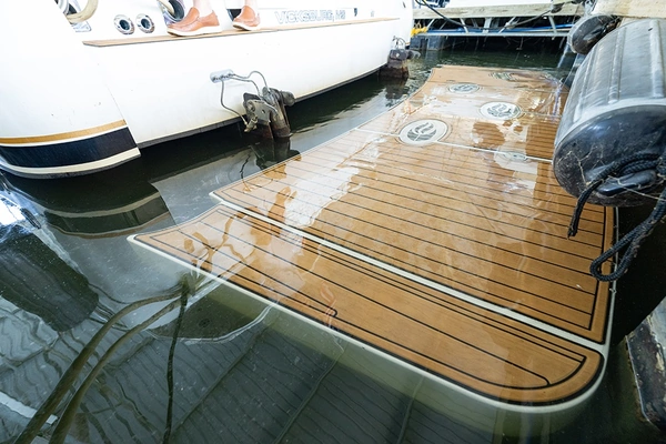 Carver 56 Voyager Yacht For Sale