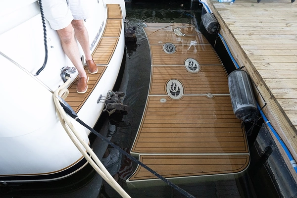 Carver 56 Voyager Yacht For Sale