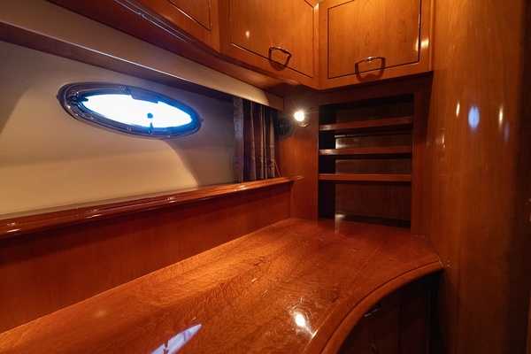 KAE BELLA 56ft Carver Yacht For Sale