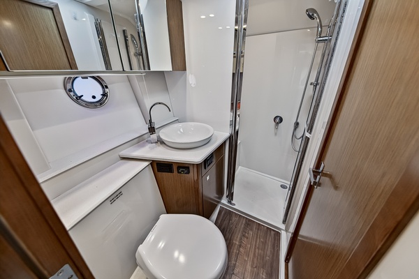 41ft Cruisers Yachts Yacht For Sale