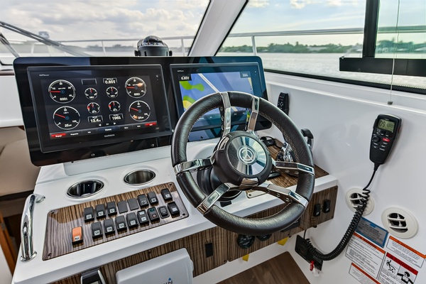 41ft Cruisers Yachts Yacht For Sale