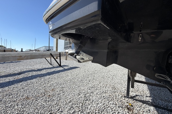 SHELL YEA    26ft Four Winns Yacht For Sale
