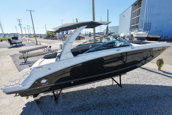 SHELL YEA    26ft Four Winns Yacht For Sale