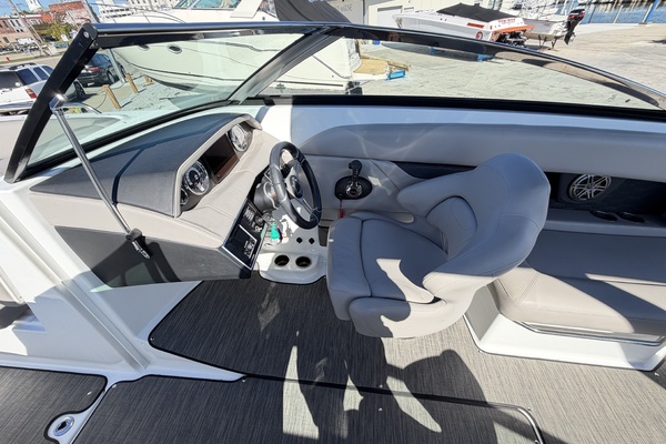 SHELL YEA    26ft Four Winns Yacht For Sale