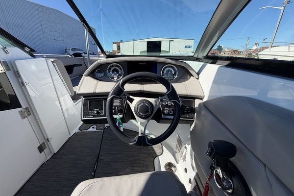 SHELL YEA    26ft Four Winns Yacht For Sale