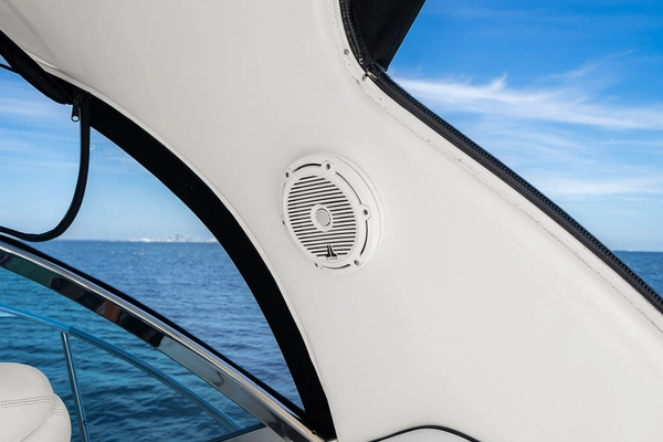 Sea Ray 420 Sundancer Yacht For Sale
