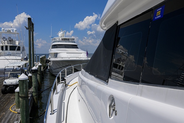 WENDY I 80ft Hatteras Yacht For Sale