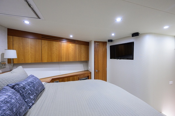 WENDY I 80ft Hatteras Yacht For Sale