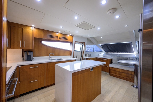 WENDY I 80ft Hatteras Yacht For Sale
